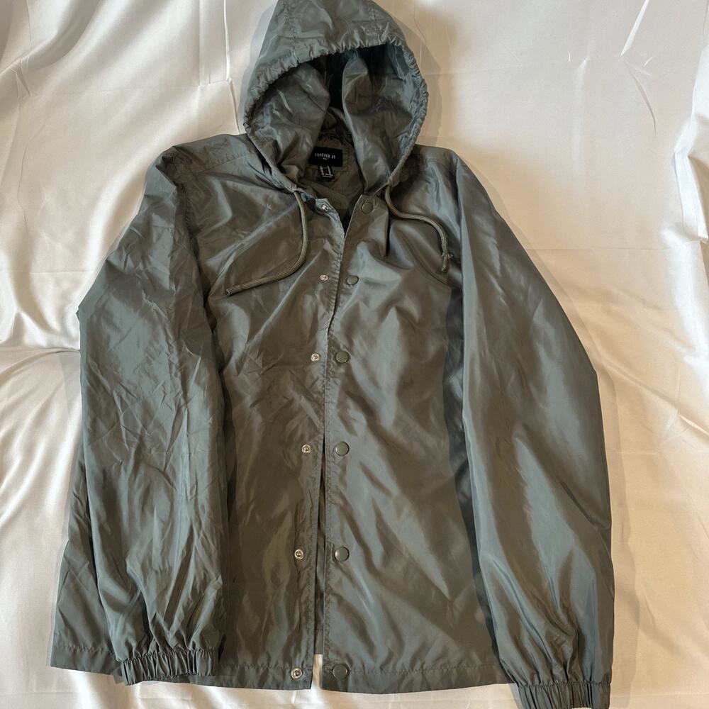 Forever 21 men's olive green hooded windbreaker jacket size large